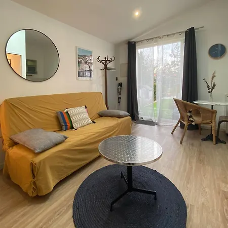 Ilbarritz, T2 Proche Plage/parking/terrasse